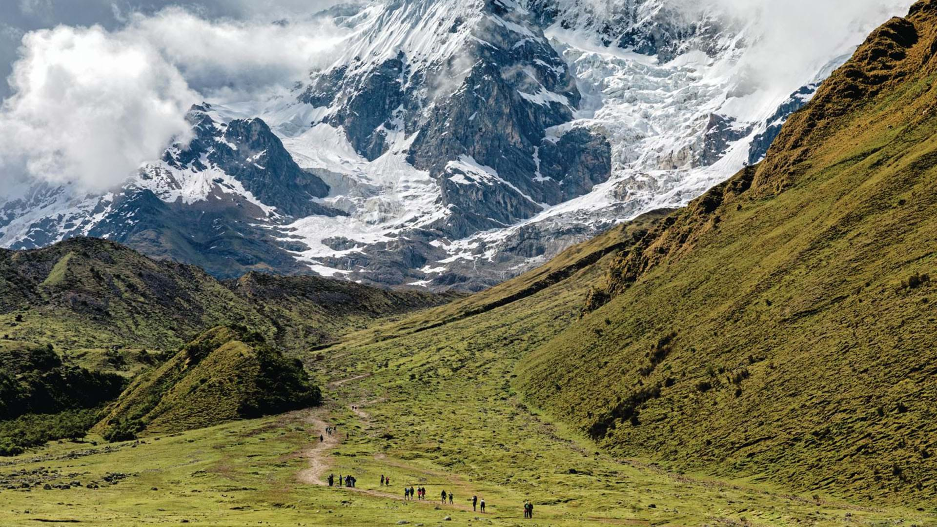 salkantay trek in the andes